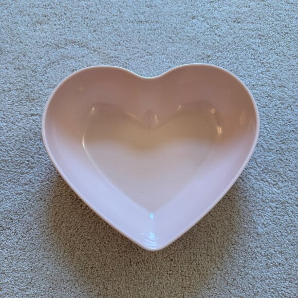 Set of 2 Opalhouse Melamine Heart Shaped Nesting Bowls in Red & Pink - Picture 6 of 8